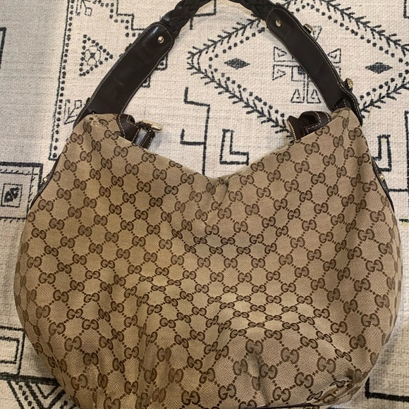 GUCCi Ebony/ Boho - Picture 2 of 11